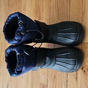 Little Boy Snowboot Size 12
